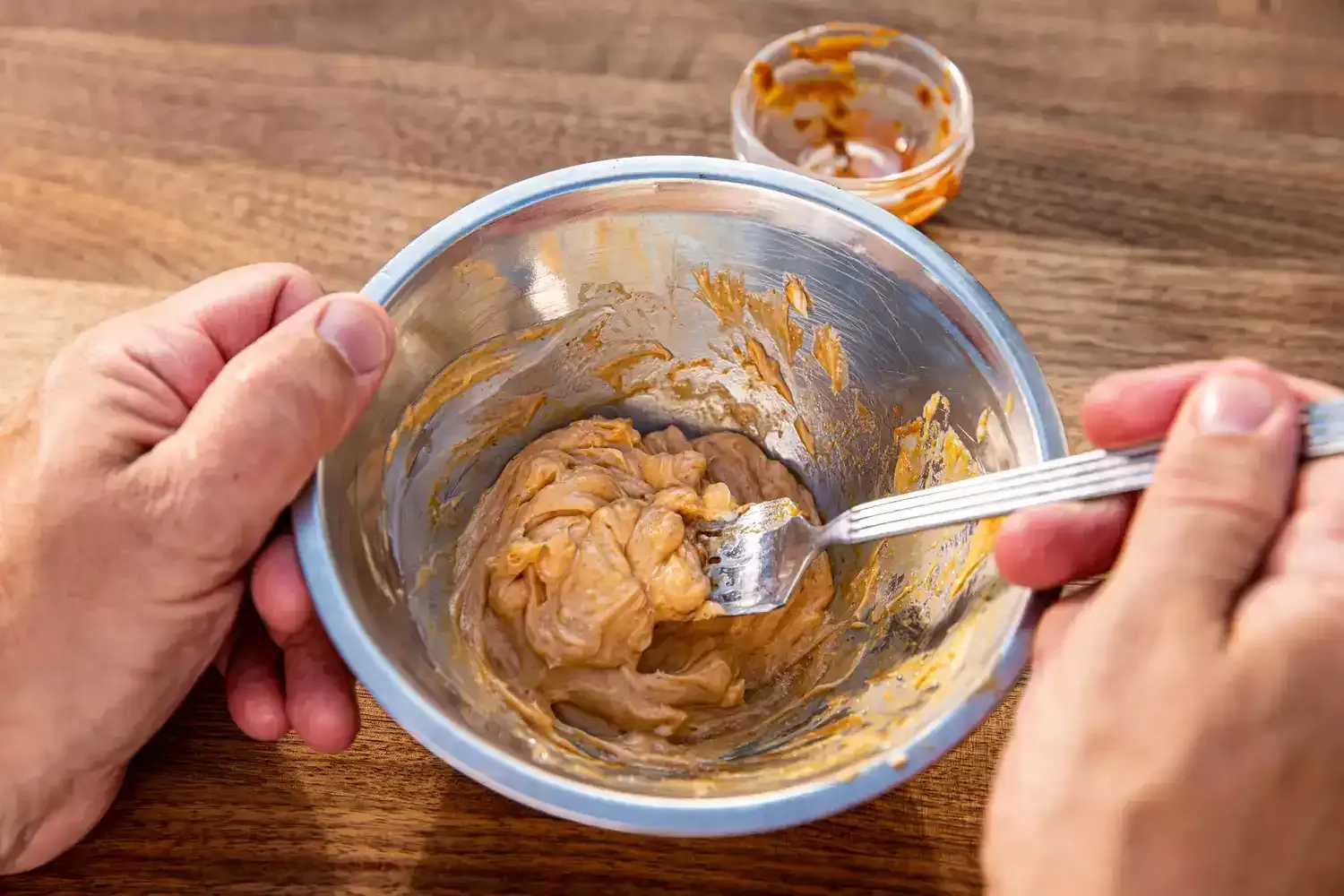 Ostras a la parrilla con mantequilla de miso picante" - Título SEO: "Receta de Ostras a la parrilla con mantequilla de miso